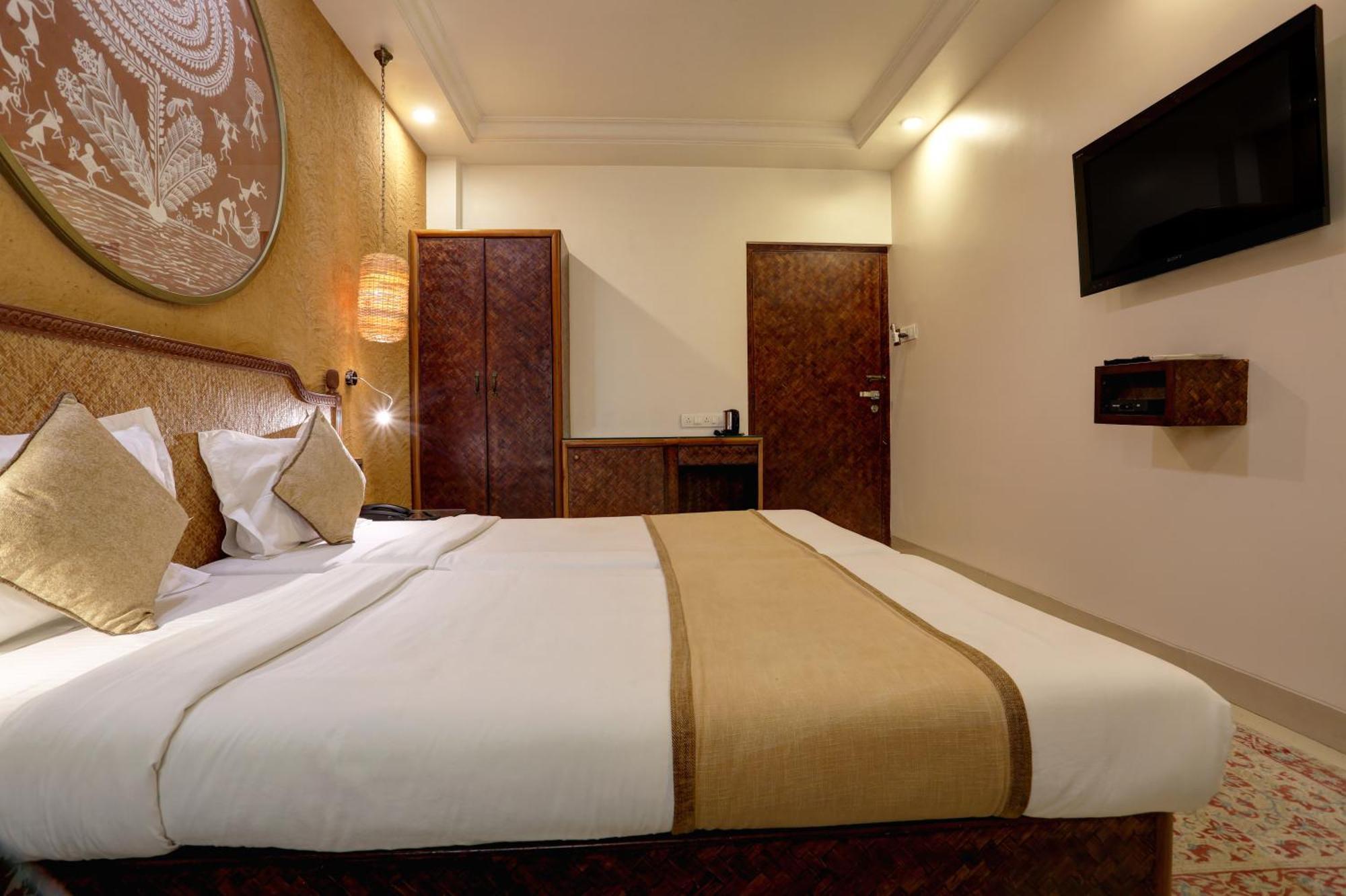 Accord Hotel Bombay Extérieur photo