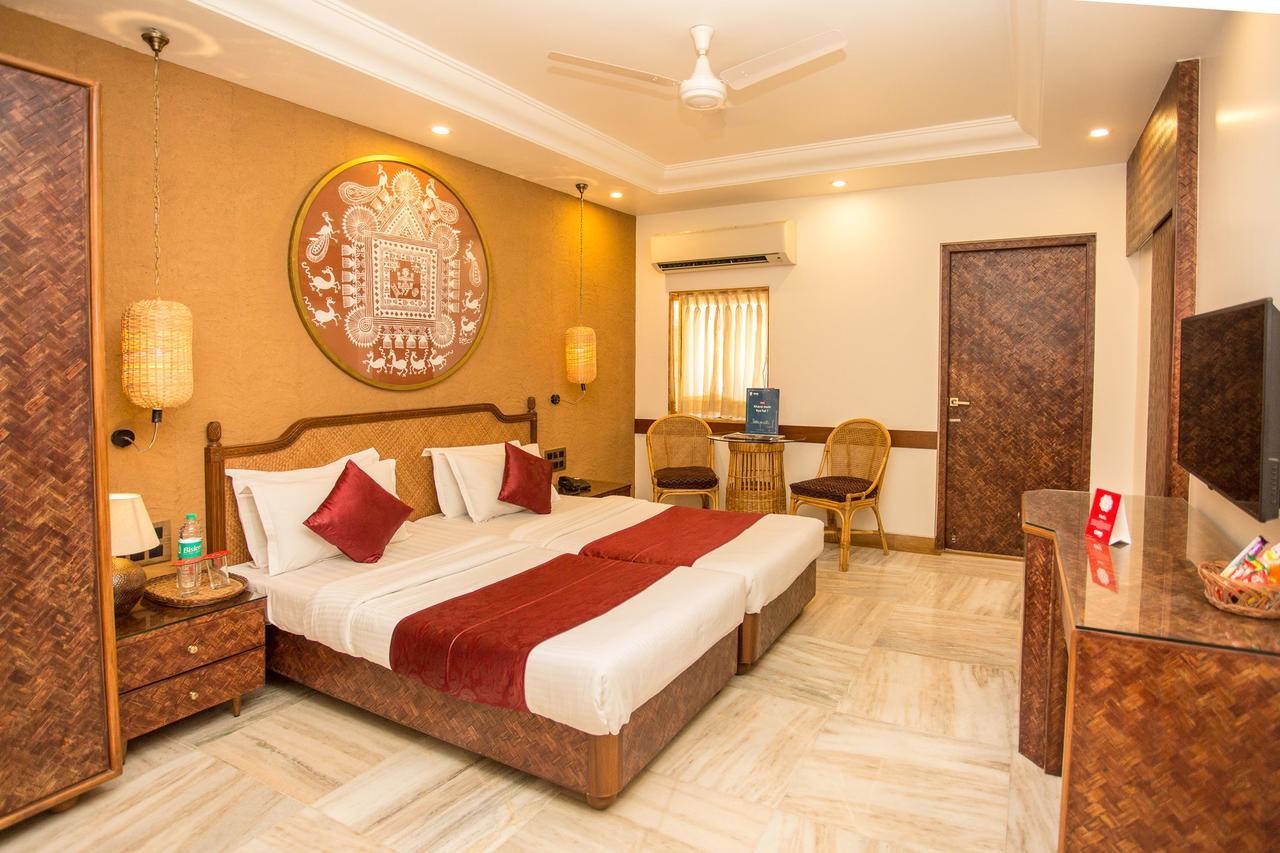 Accord Hotel Bombay Extérieur photo