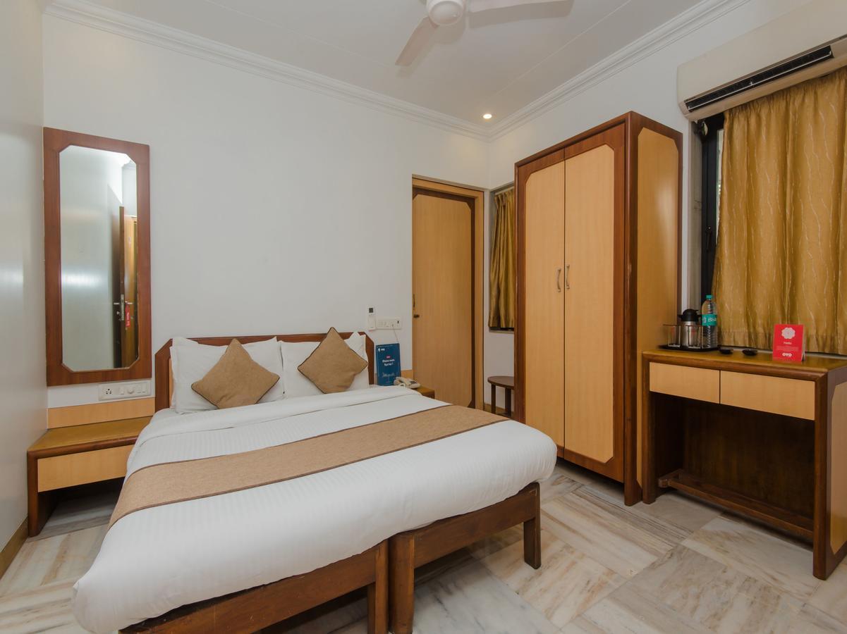 Accord Hotel Bombay Extérieur photo